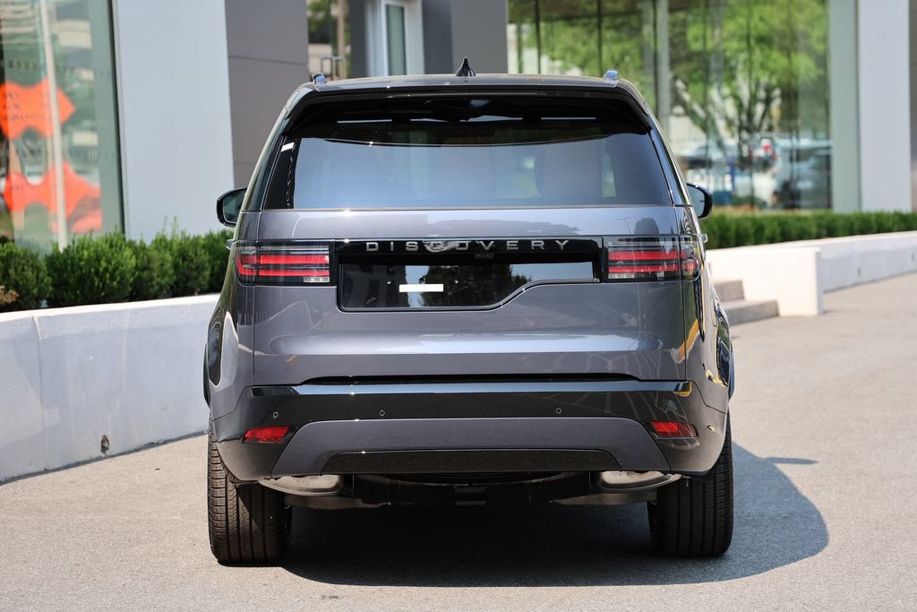 New 2026 Land Rover Discovery Dynamic SE AWD/4WD image 3