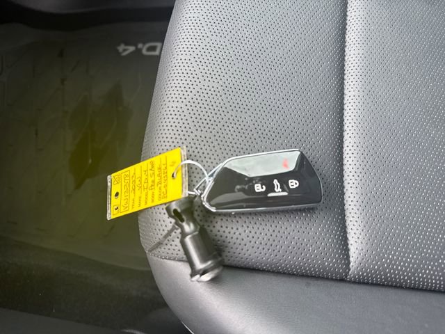 Certified 2023 Volkswagen ID.4 Pro S image 38