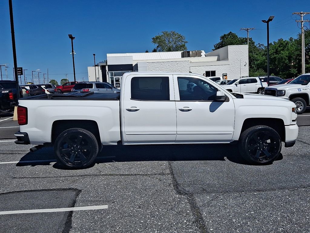 Used 2017 Chevrolet Silverado 1500 LT w/ All Star Edition AWD/4WD image 7
