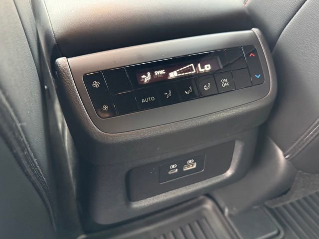 Used 2024 Nissan Pathfinder Rock Creek image 24