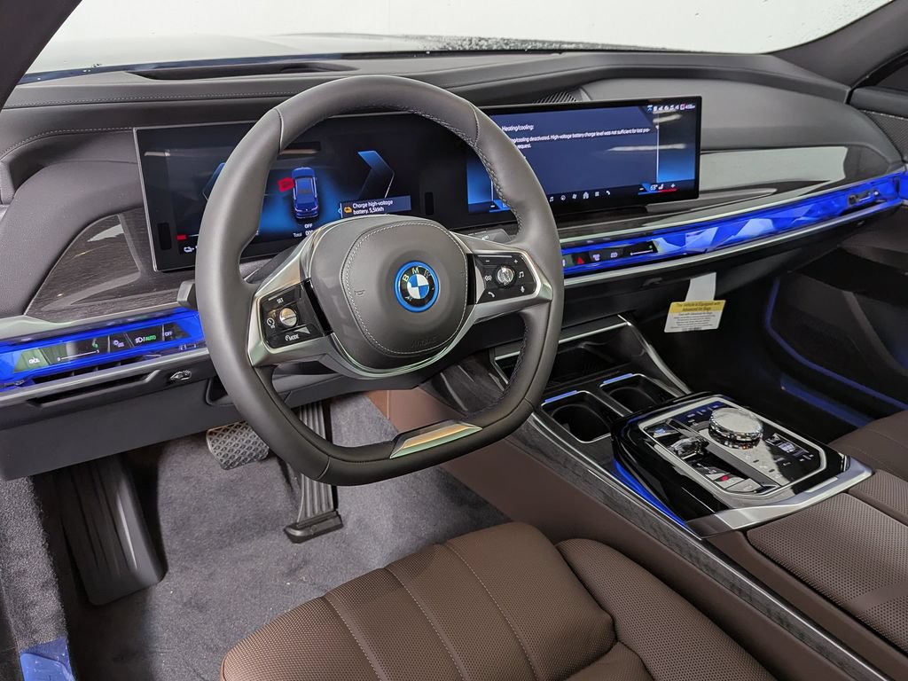 New 2026 BMW i7 xDrive60 AWD/4WD image 13