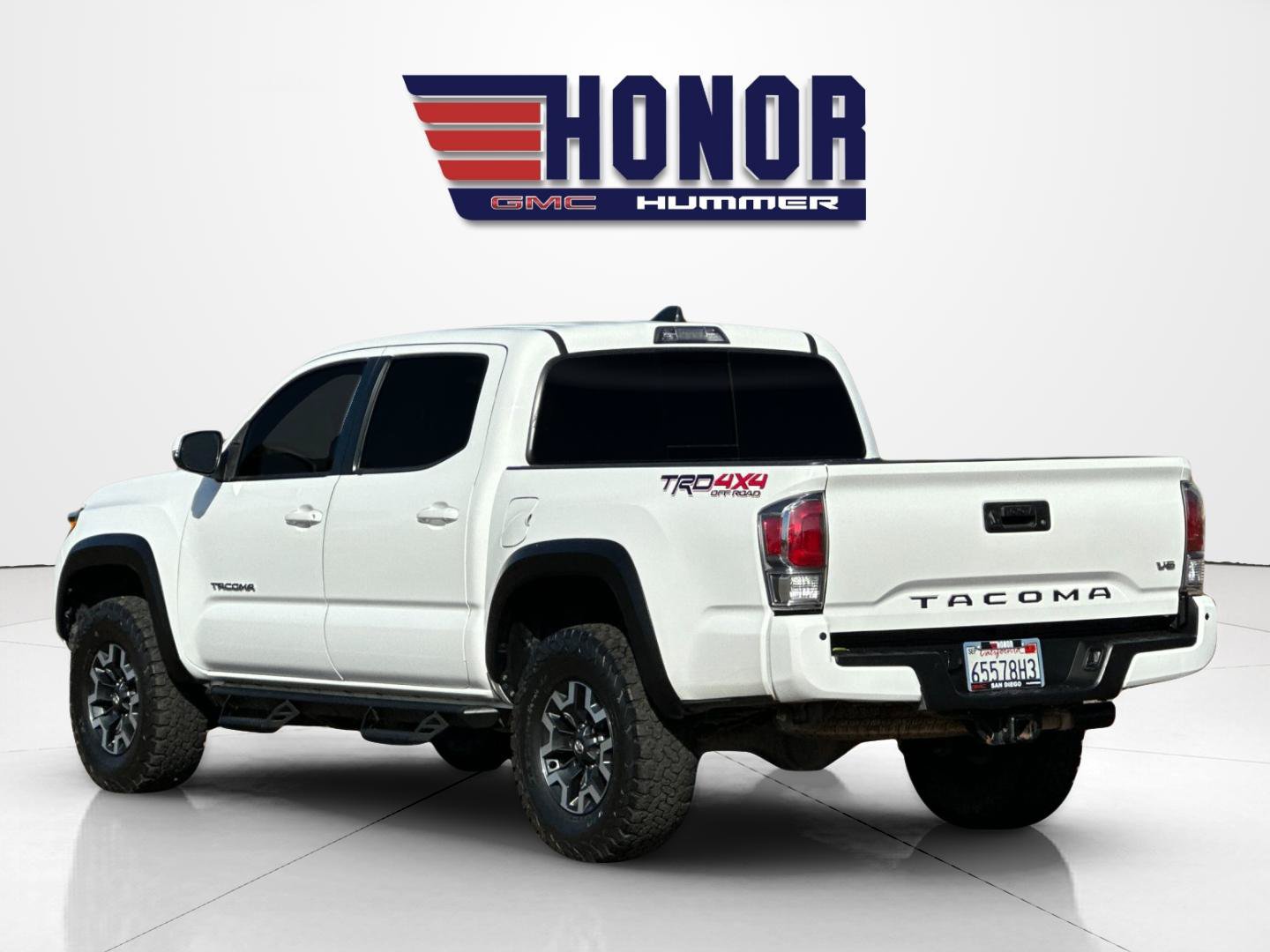 Used 2021 Toyota Tacoma TRD Off-Road w/ Technology Package AWD/4WD image 6