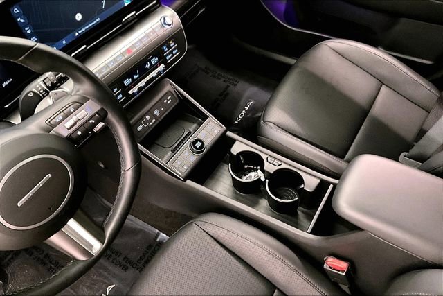 Used 2025 Hyundai Kona Limited FWD image 17