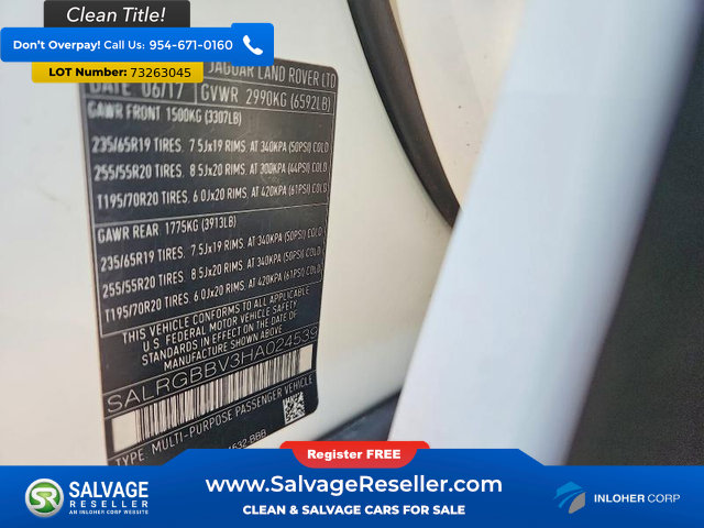 Used 2017 Land Rover Discovery SE image 17