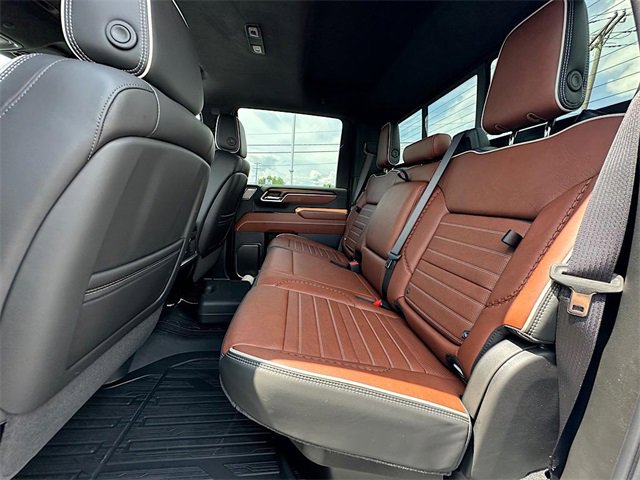 New 2025 GMC Sierra 2500 Denali Ultimate image 17