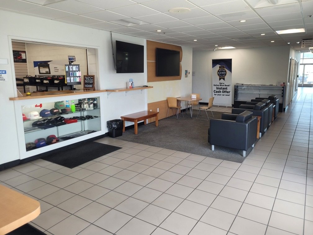 Used 2018 Ford F150 XLT w/ Equipment Group 302A Luxury image 8