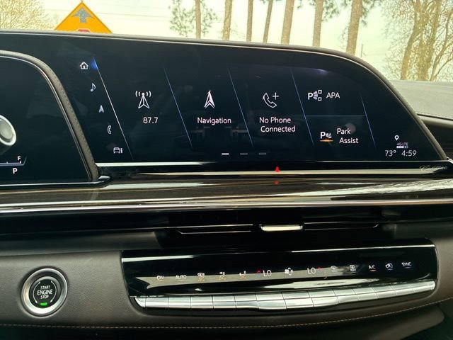 Used 2022 Cadillac Escalade ESV Premium Luxury image 28