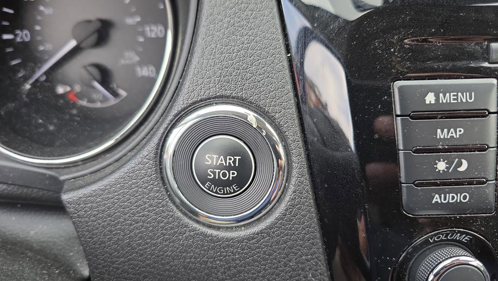 Used 2022 Nissan Rogue Sport SL w/ Premium Package image 19