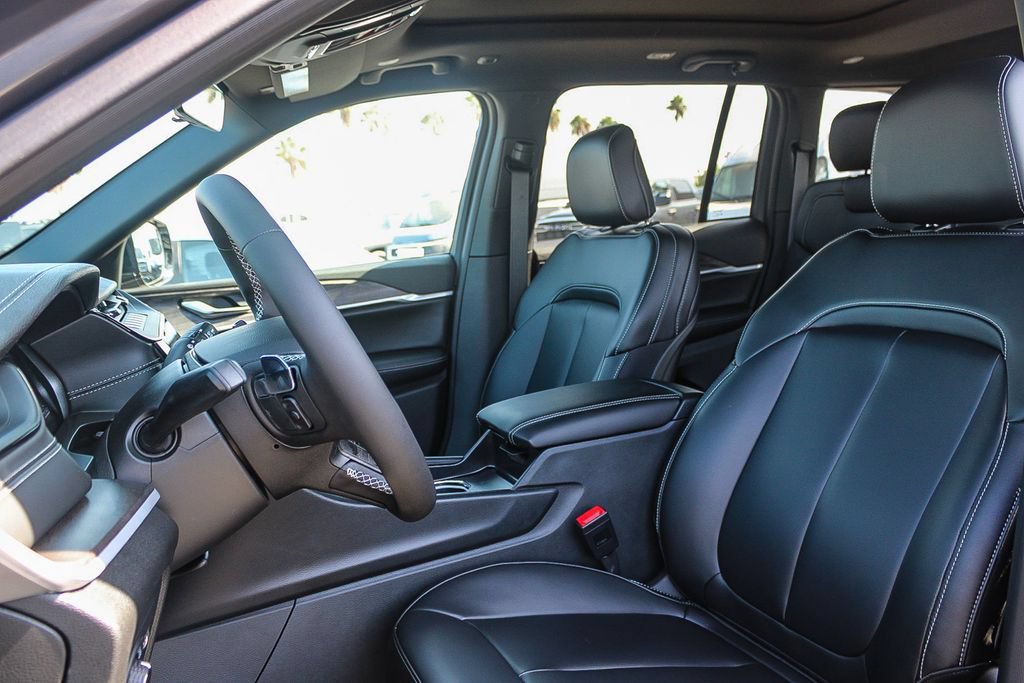 New 2026 Jeep Grand Cherokee Limited w/ Limited Altitude Package RWD image 18