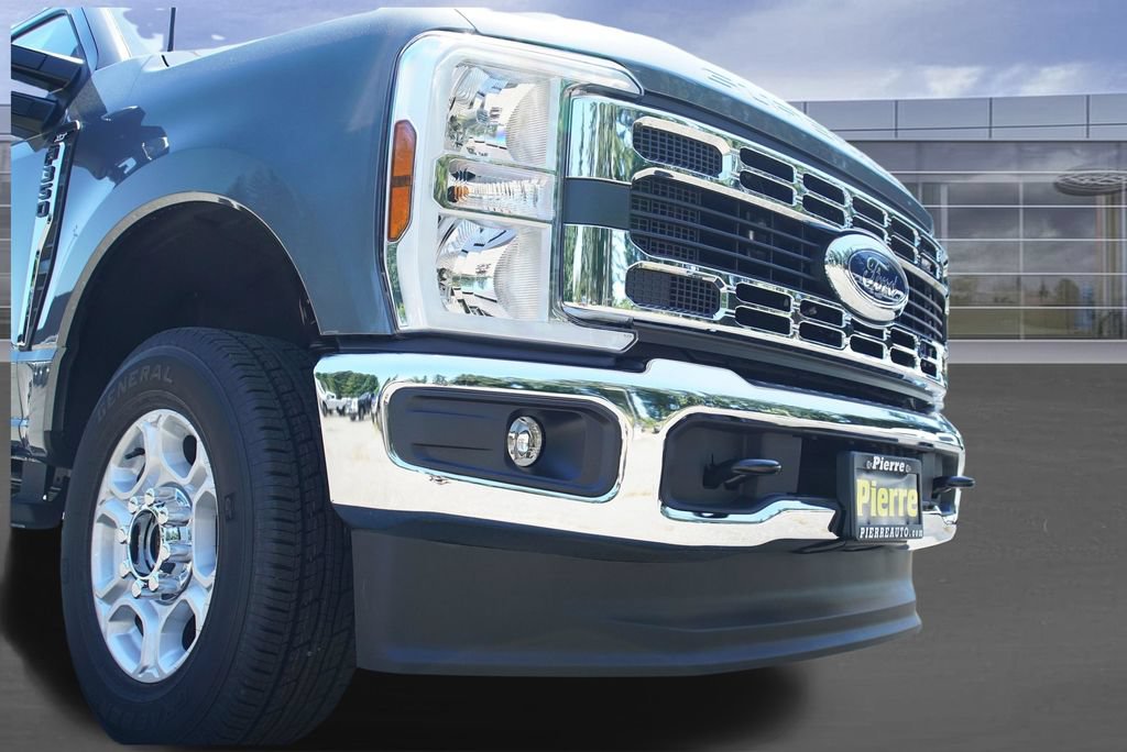 New 2026 Ford F350 XLT AWD/4WD image 28