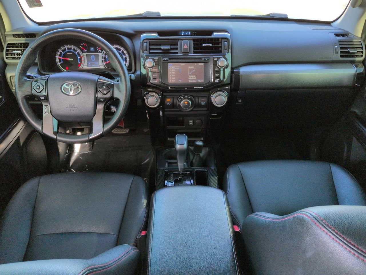 Used 2018 Toyota 4Runner TRD Off-Road Premium AWD/4WD image 14