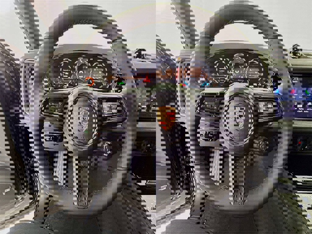 New 2026 Porsche Cayenne image 16