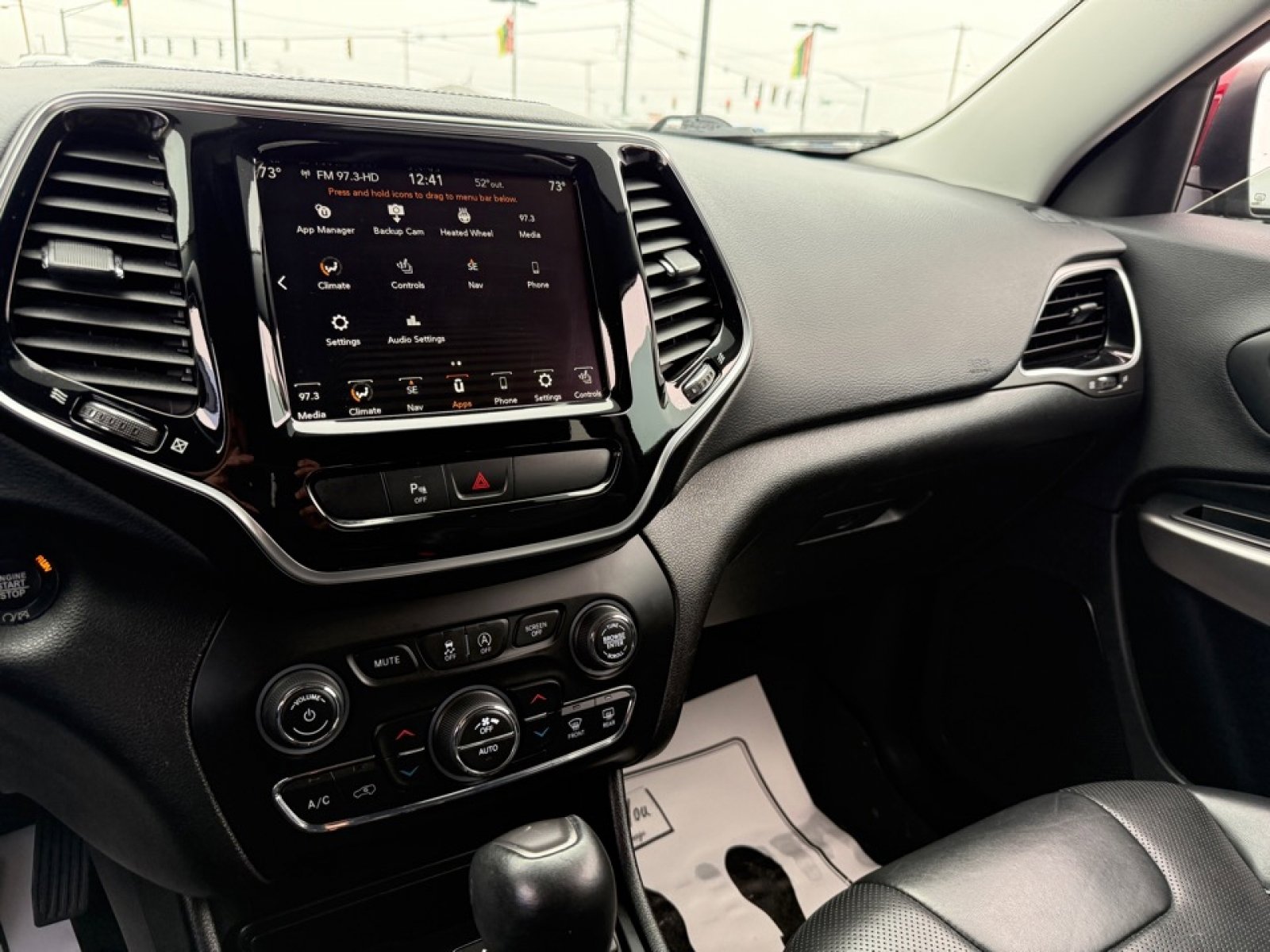 Used 2019 Jeep Cherokee Limited w/ Luxury Group image 32