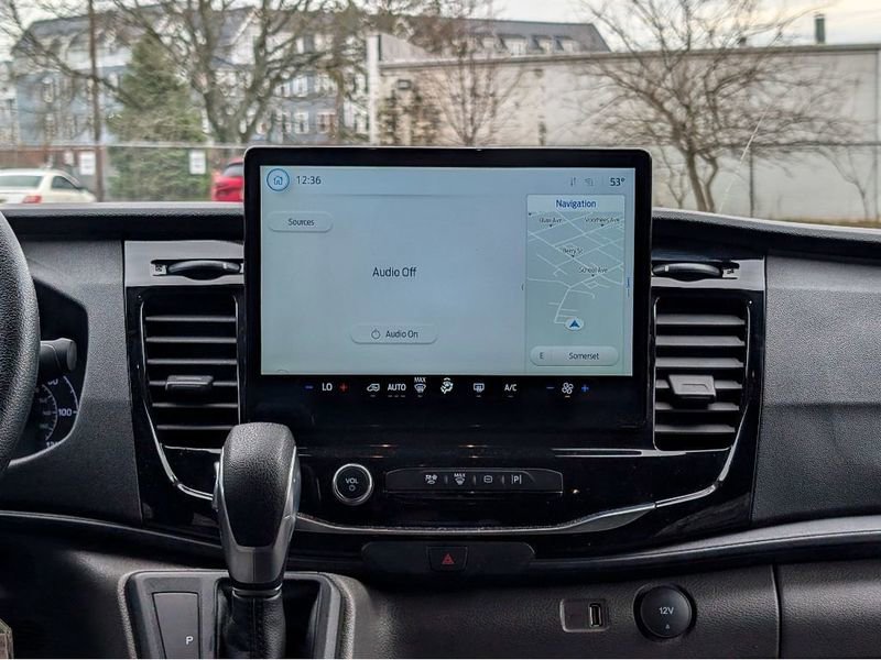 Used 2023 Ford Transit 350 XLT image 21