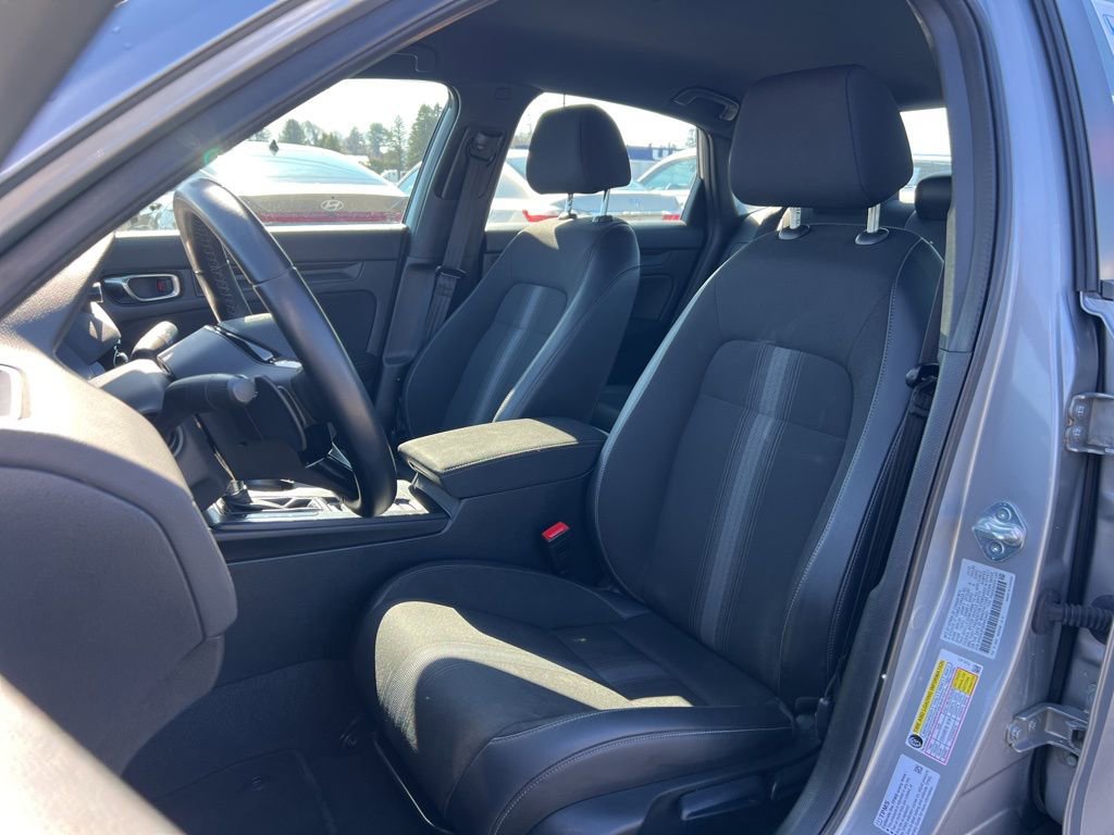 Used 2023 Honda Civic Sport image 17