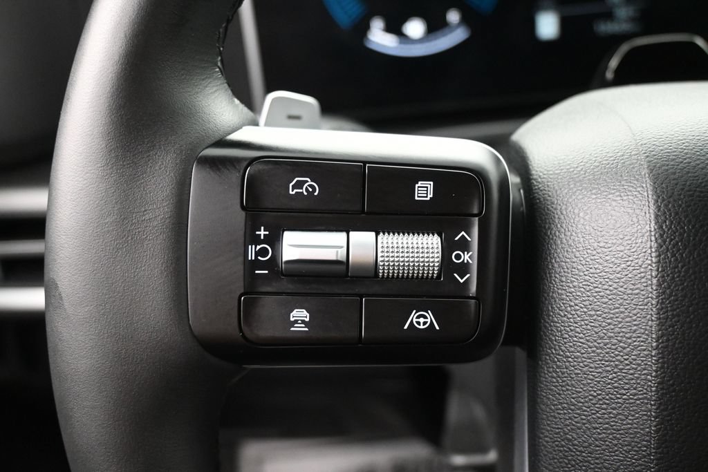Used 2025 Hyundai Santa Fe XRT AWD/4WD image 23