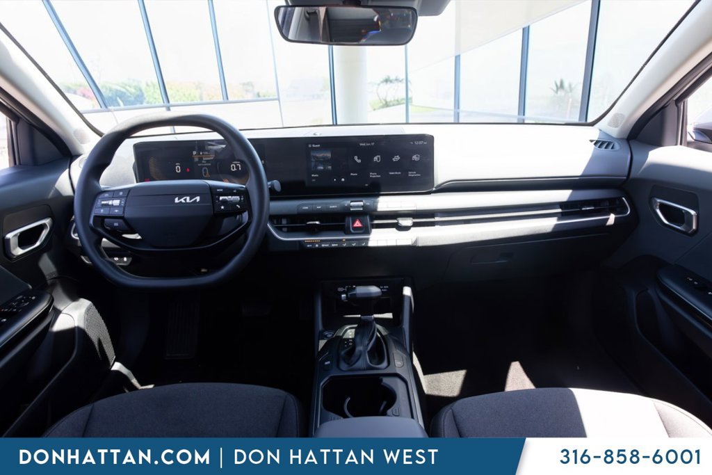 Used 2025 Kia K4 FWD image 4