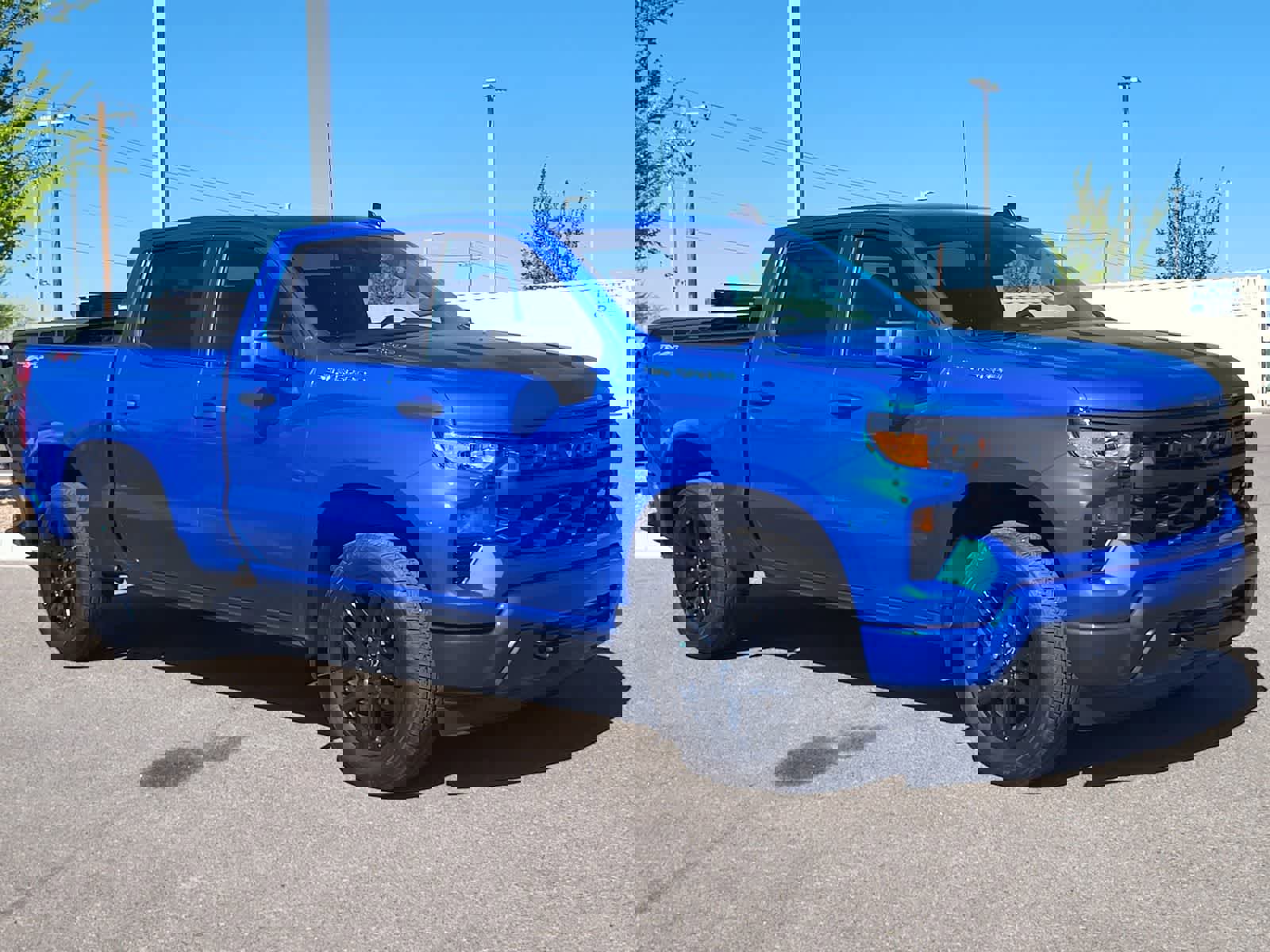 Used 2025 Chevrolet Silverado 1500 Custom image 3