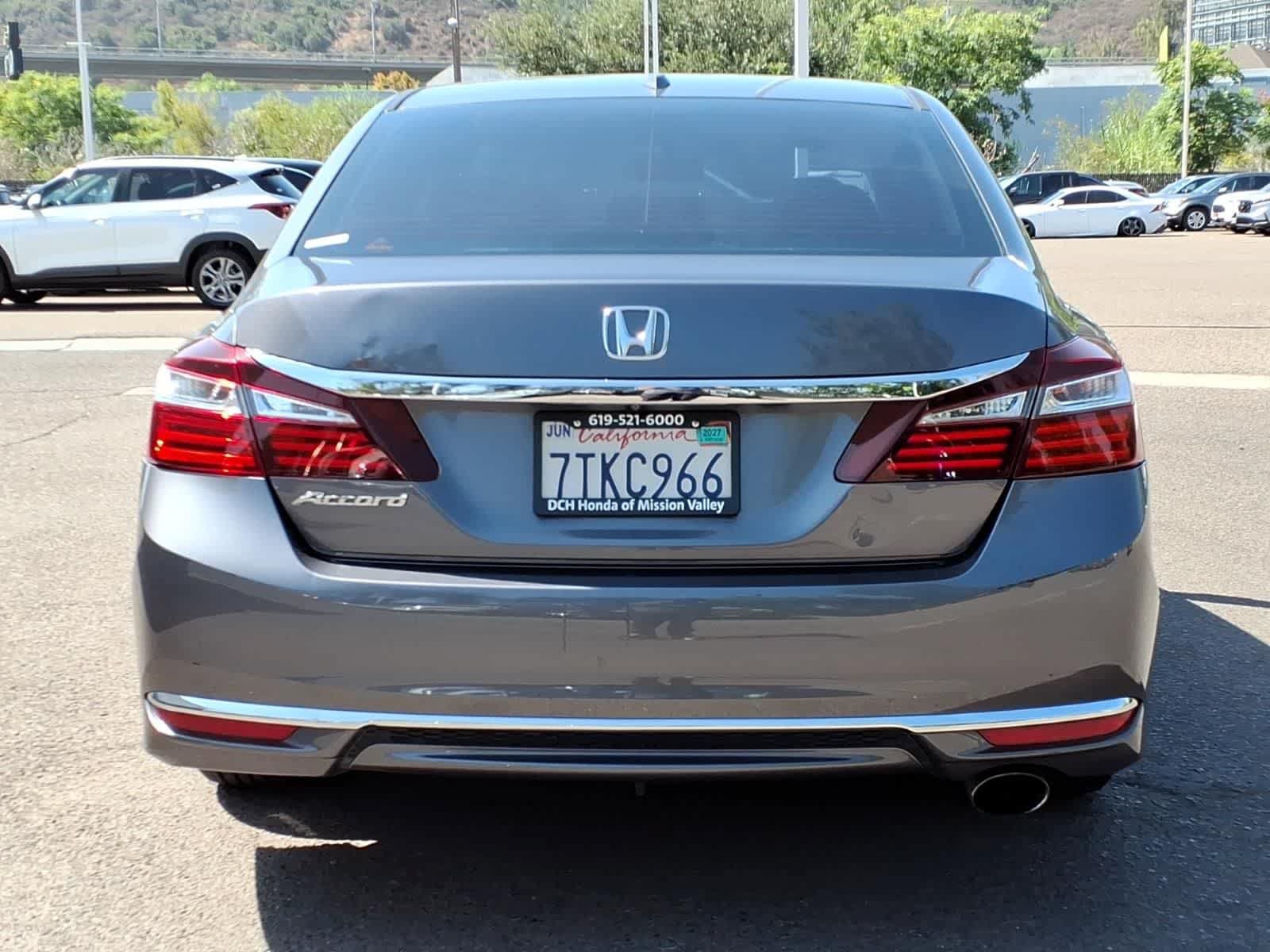 Used 2016 Honda Accord EX image 3