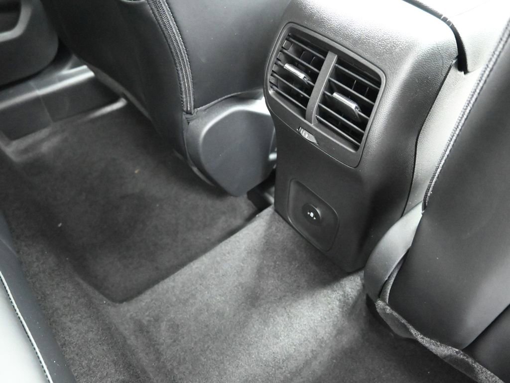 New 2025 Ford Escape SE image 19