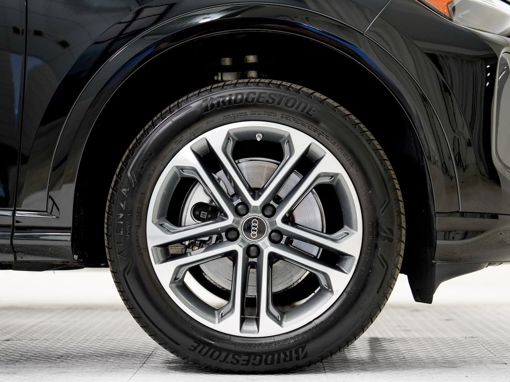 Certified 2025 Audi Q5 Premium w/ Convenience Package AWD/4WD image 29