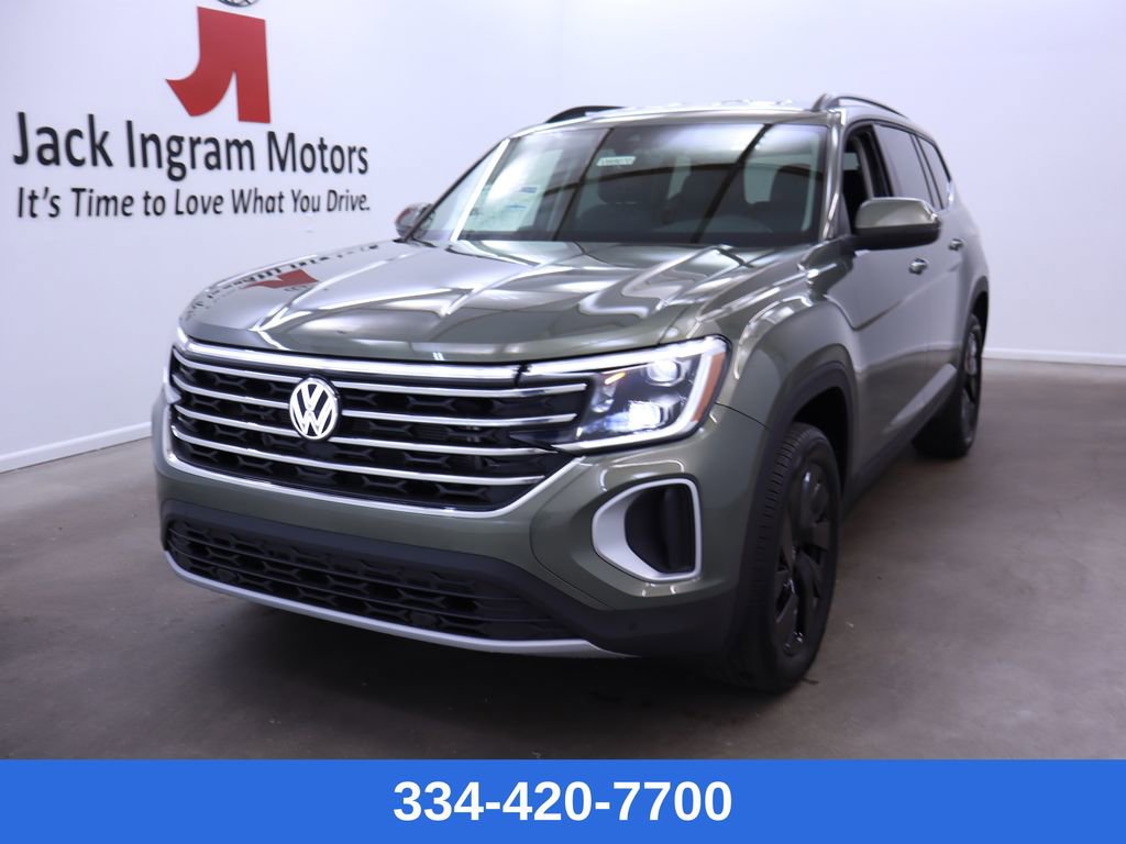 New 2025 Volkswagen Atlas SE w/ Black Wheel Package image 1