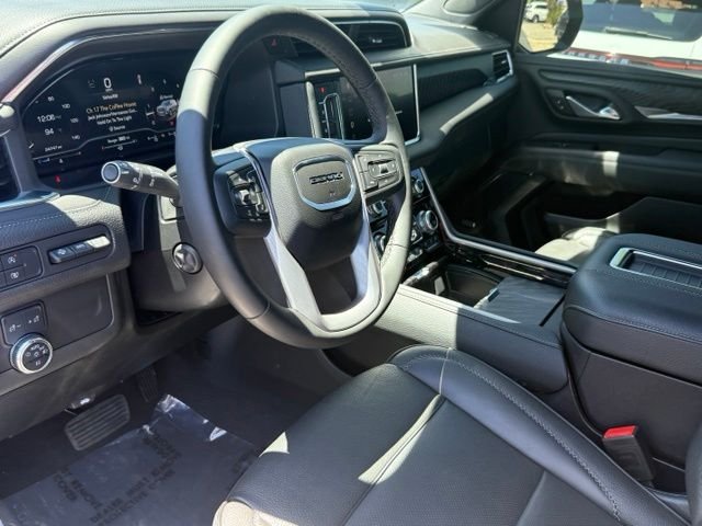 Used 2024 GMC Yukon Denali AWD/4WD image 10