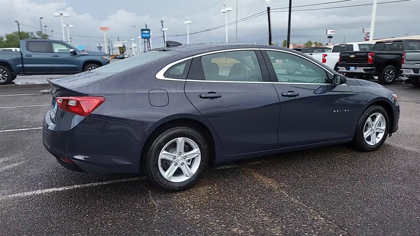 New 2025 Chevrolet Malibu LS w/ LPO, Floor Liner Package FWD image 8