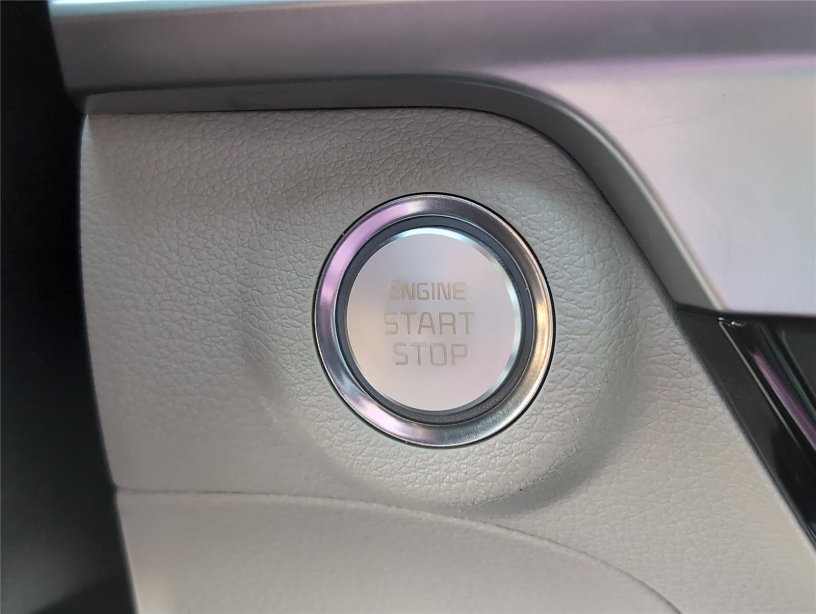 Used 2024 Kia Telluride S w/ S Sunroof Package image 18