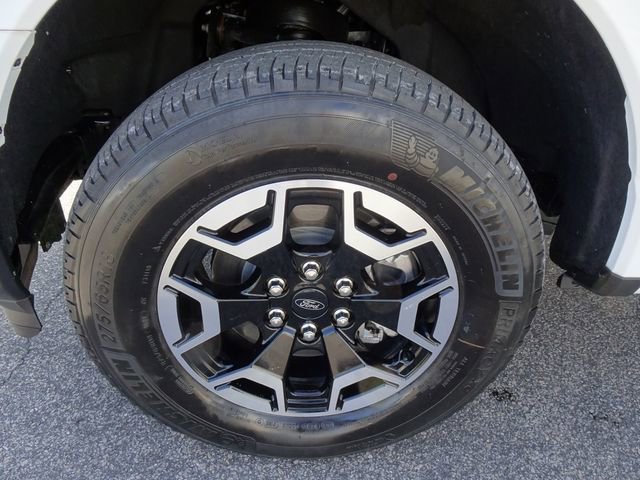 Used 2022 Ford F150 Lightning Pro image 37