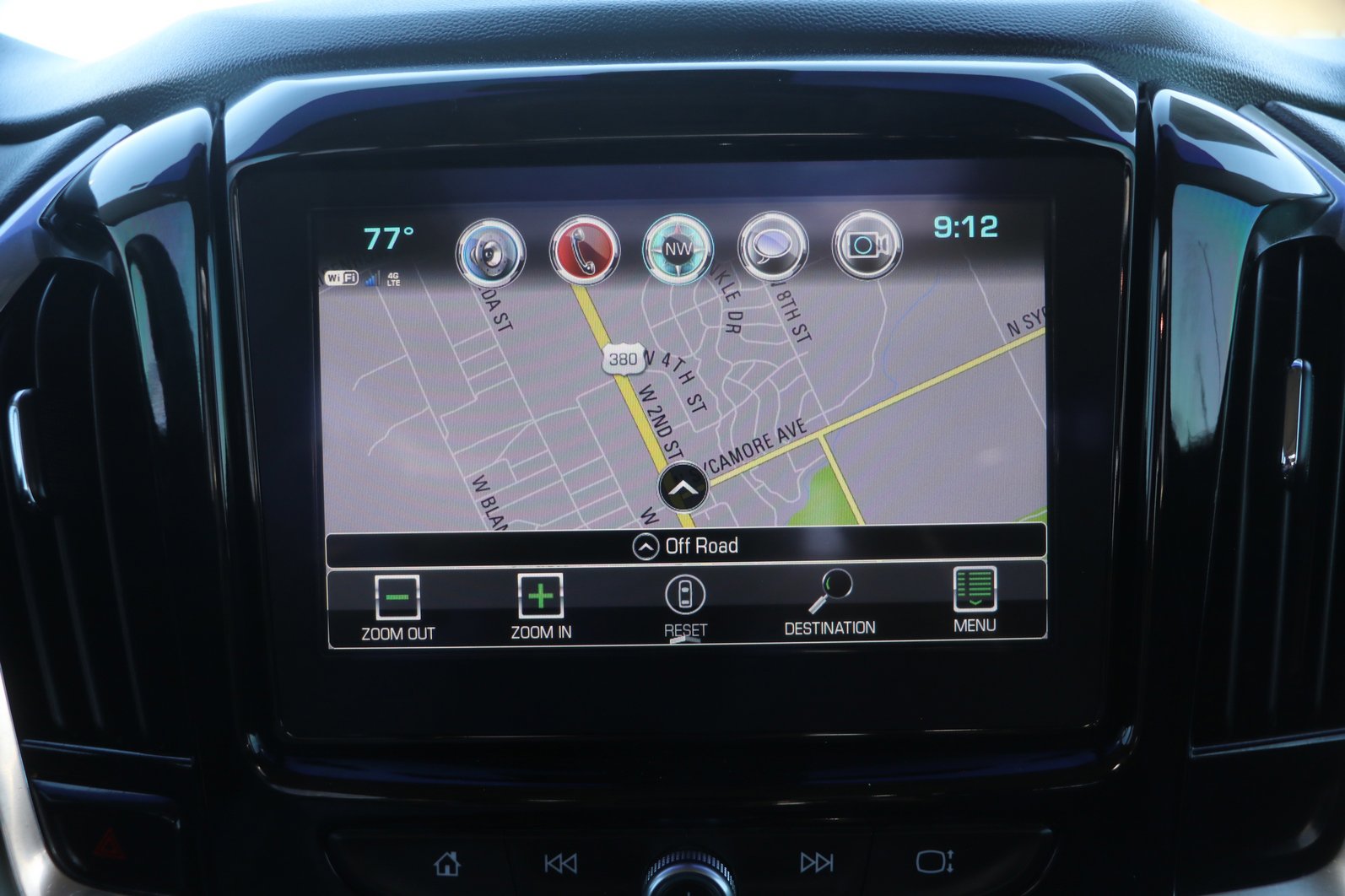 Used 2018 Chevrolet Traverse LT image 23