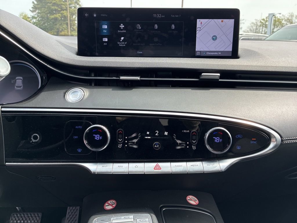 Used 2025 Genesis GV70 2.5T image 16