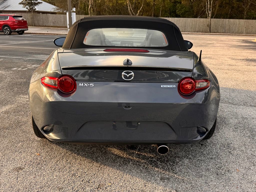 Used 2021 MAZDA MX-5 Miata Club image 7