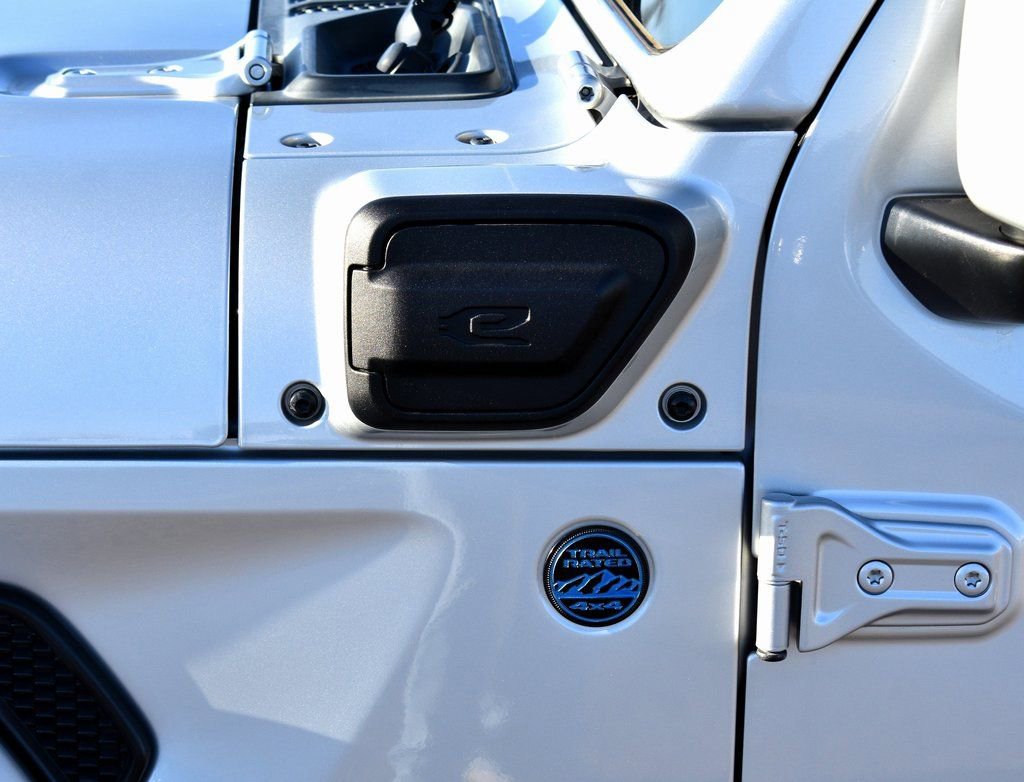 Used 2022 Jeep Wrangler Unlimited Sahara image 7