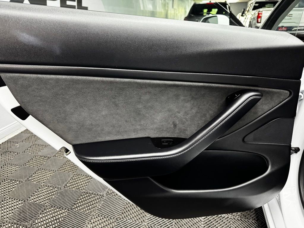 Used 2018 Tesla Model 3 Long Range AWD/4WD image 40