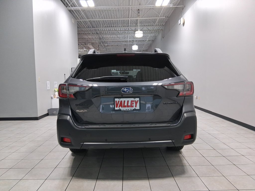 Used 2024 Subaru Outback Onyx Edition AWD/4WD image 8