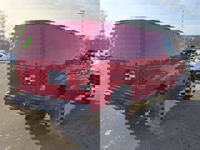 Used 2011 Ford E-250 and Econoline 250 image 10