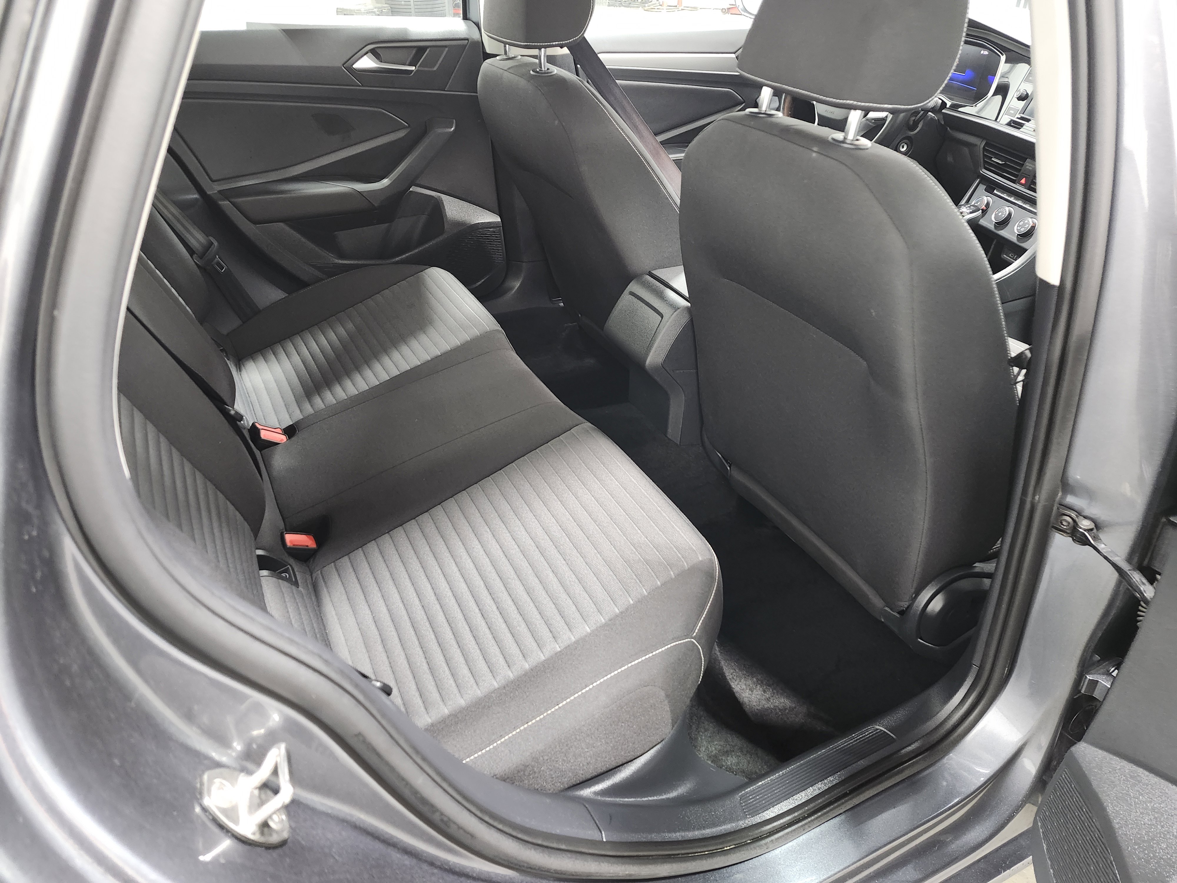 Used 2023 Volkswagen Jetta S image 19