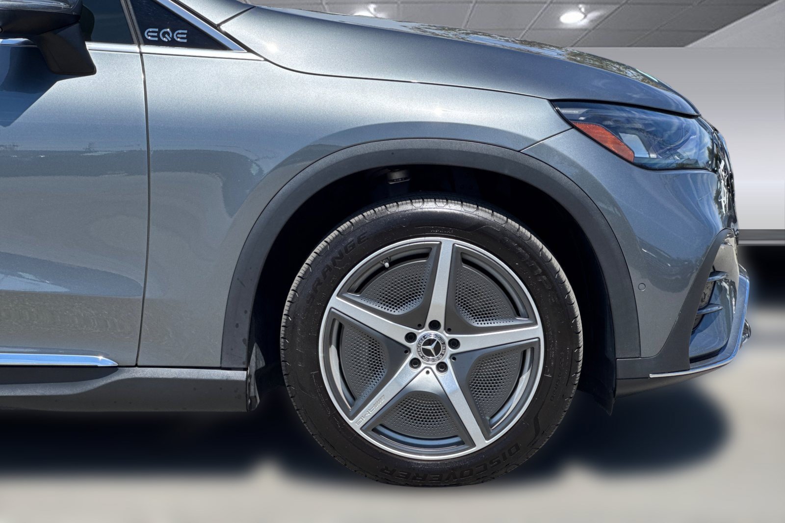 Certified 2023 Mercedes-Benz EQE 500 4MATIC SUV image 37
