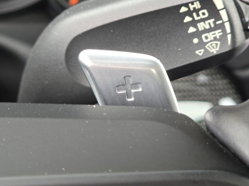 Used 2017 Porsche 911 Turbo image 26