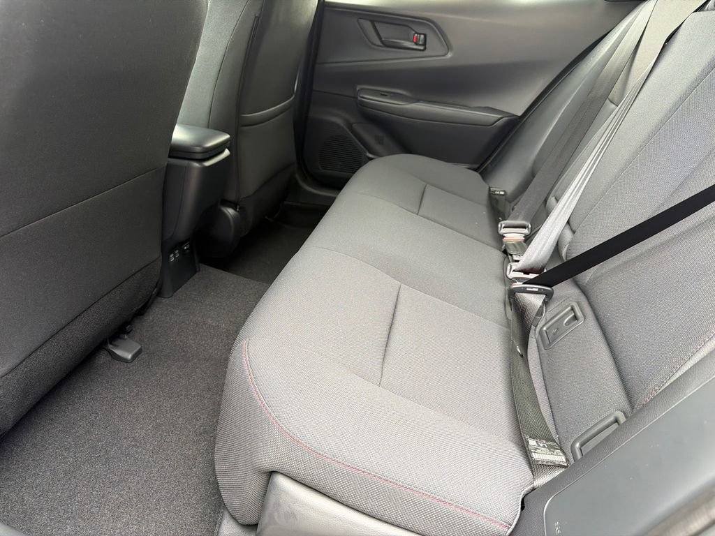 New 2026 Toyota Prius Plug-In Hybrid FWD image 21