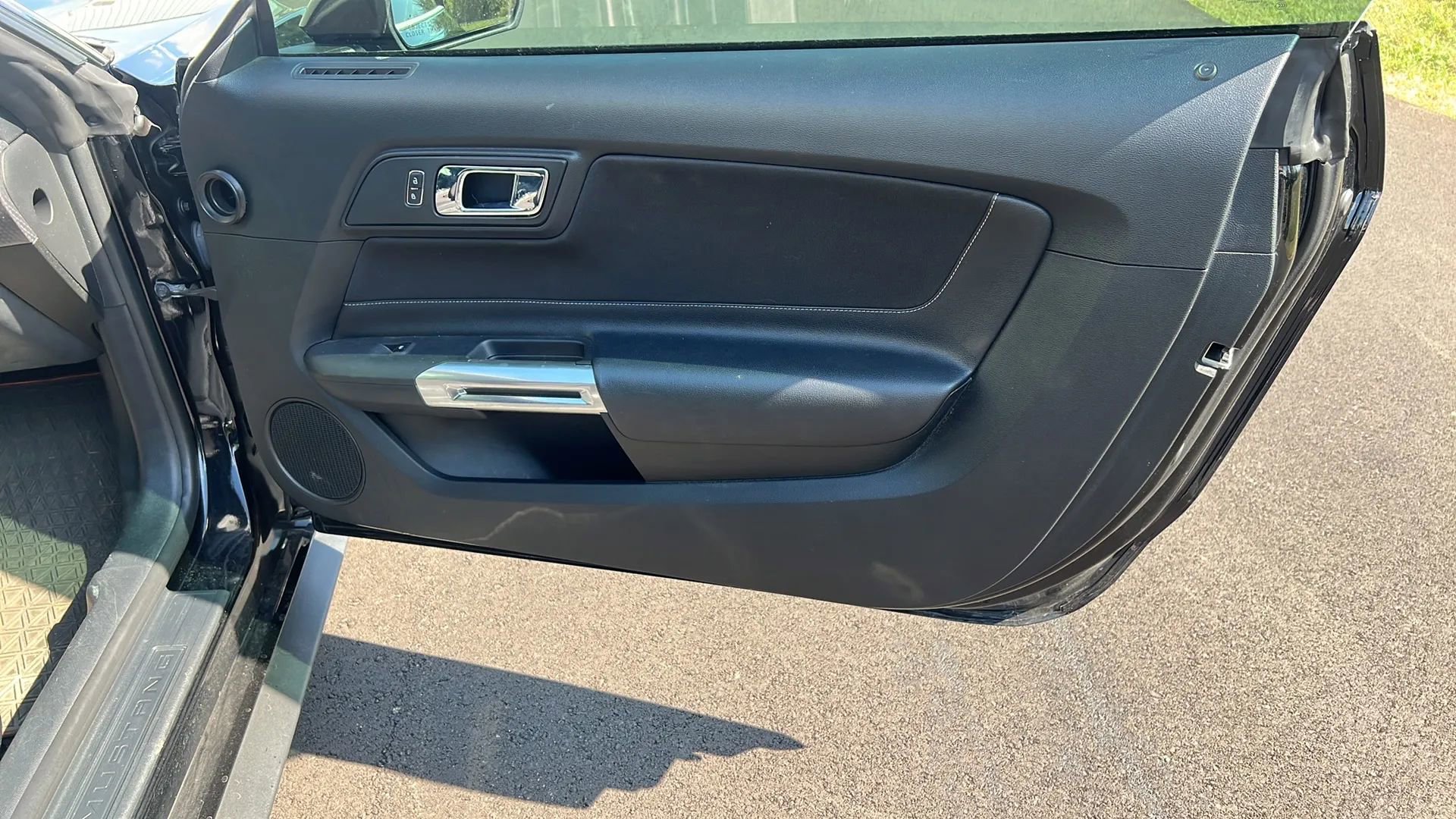 Used 2015 Ford Mustang GT w/ GT Performance Package image 13