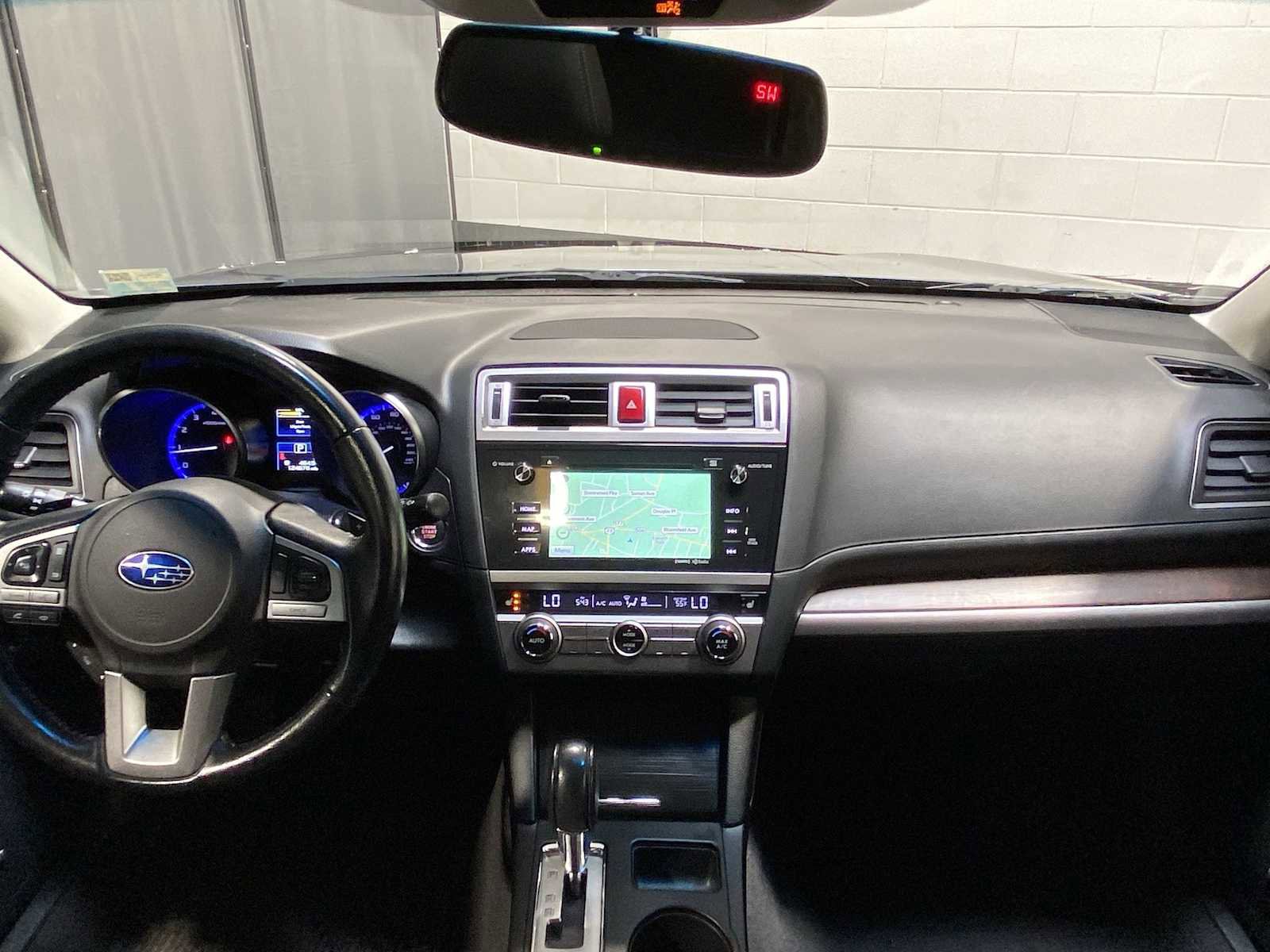 Used 2015 Subaru Outback 2.5i Limited image 10