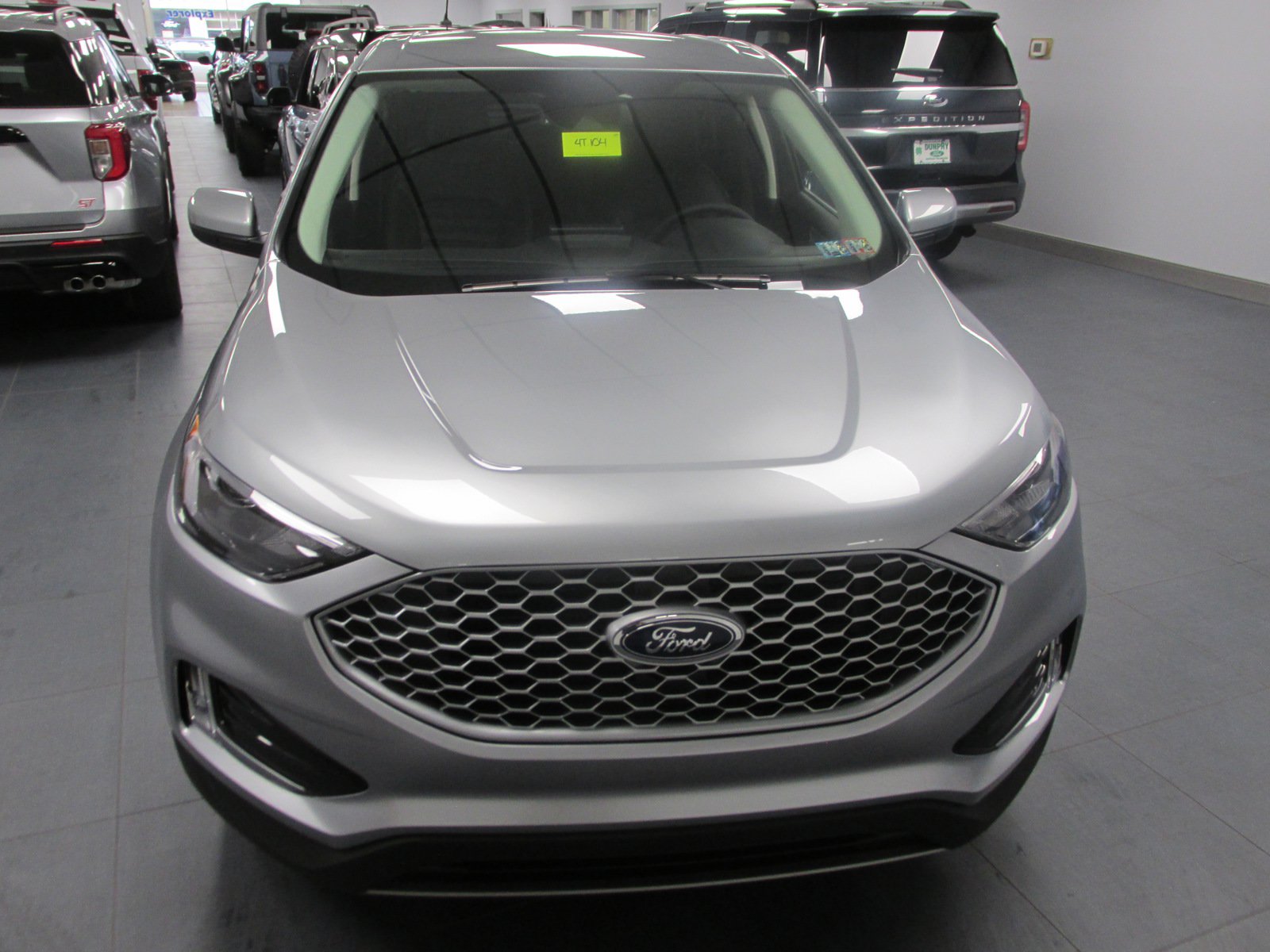 New 2024 Ford Edge SEL w/ Convenience Package AWD/4WD image 2