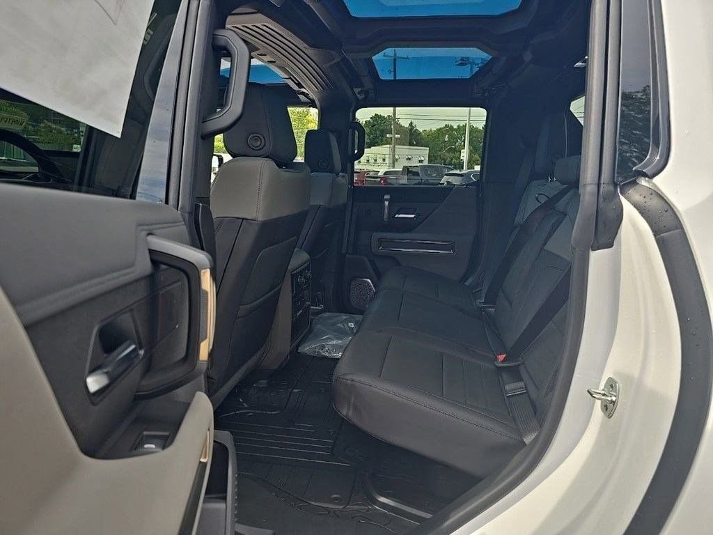New 2025 GMC Hummer EV 3X image 17