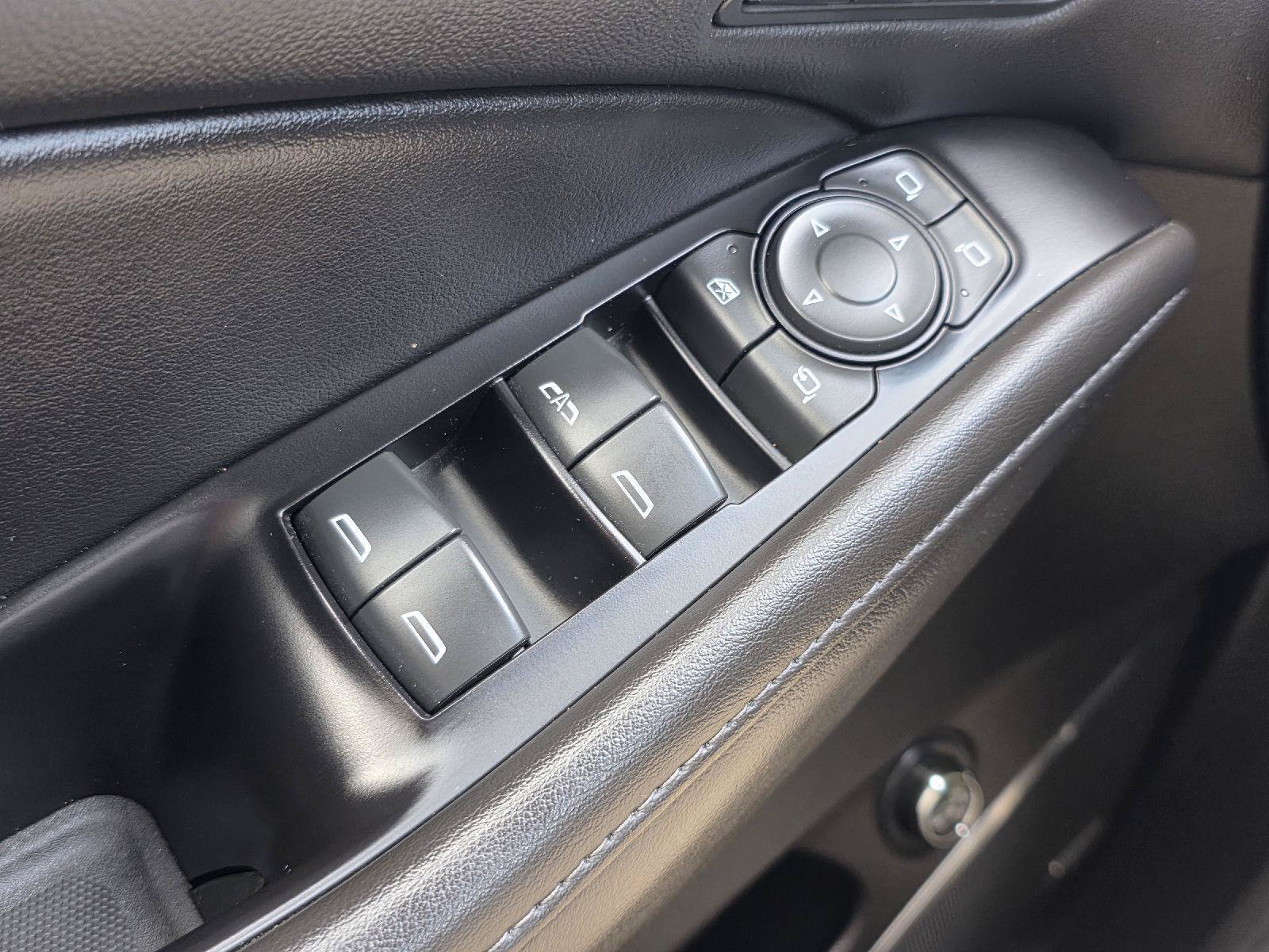 Used 2020 Buick Enclave Avenir w/ Avenir Technology Package FWD image 9