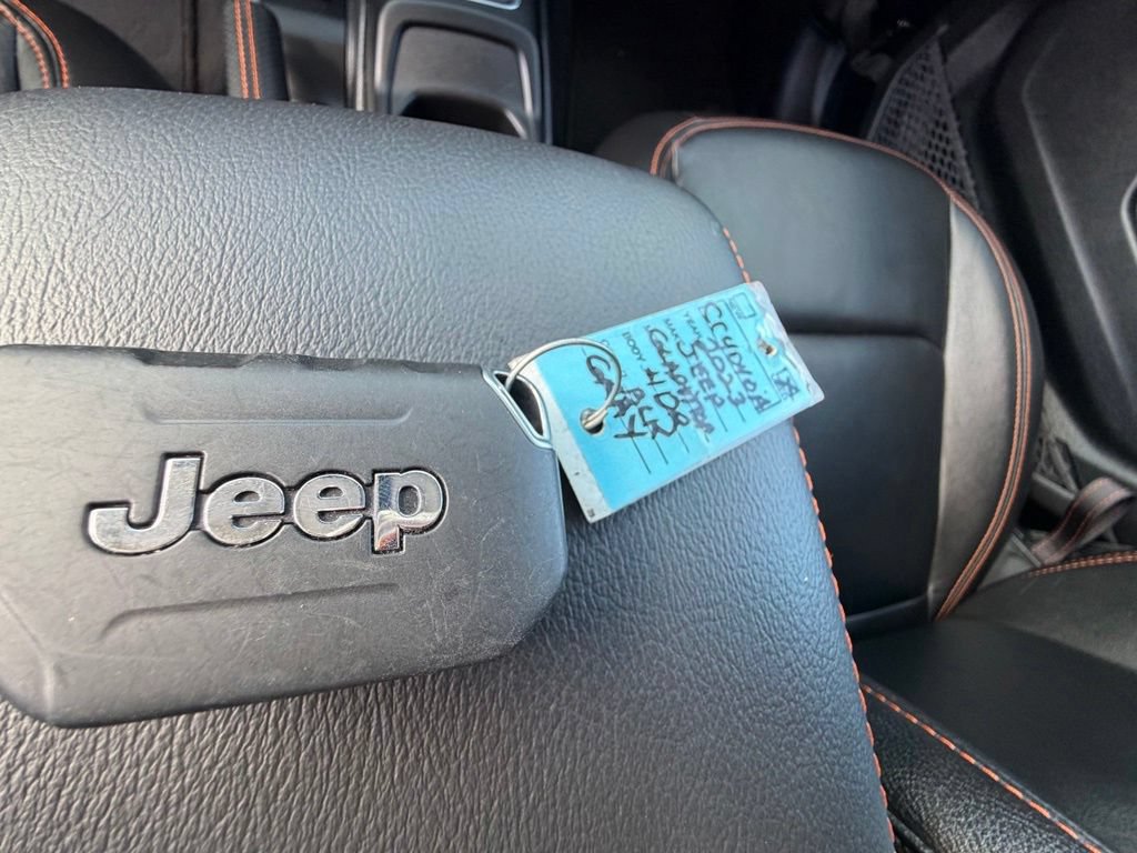 Used 2023 Jeep Gladiator Mojave w/ Trailer Tow Package AWD/4WD image 23