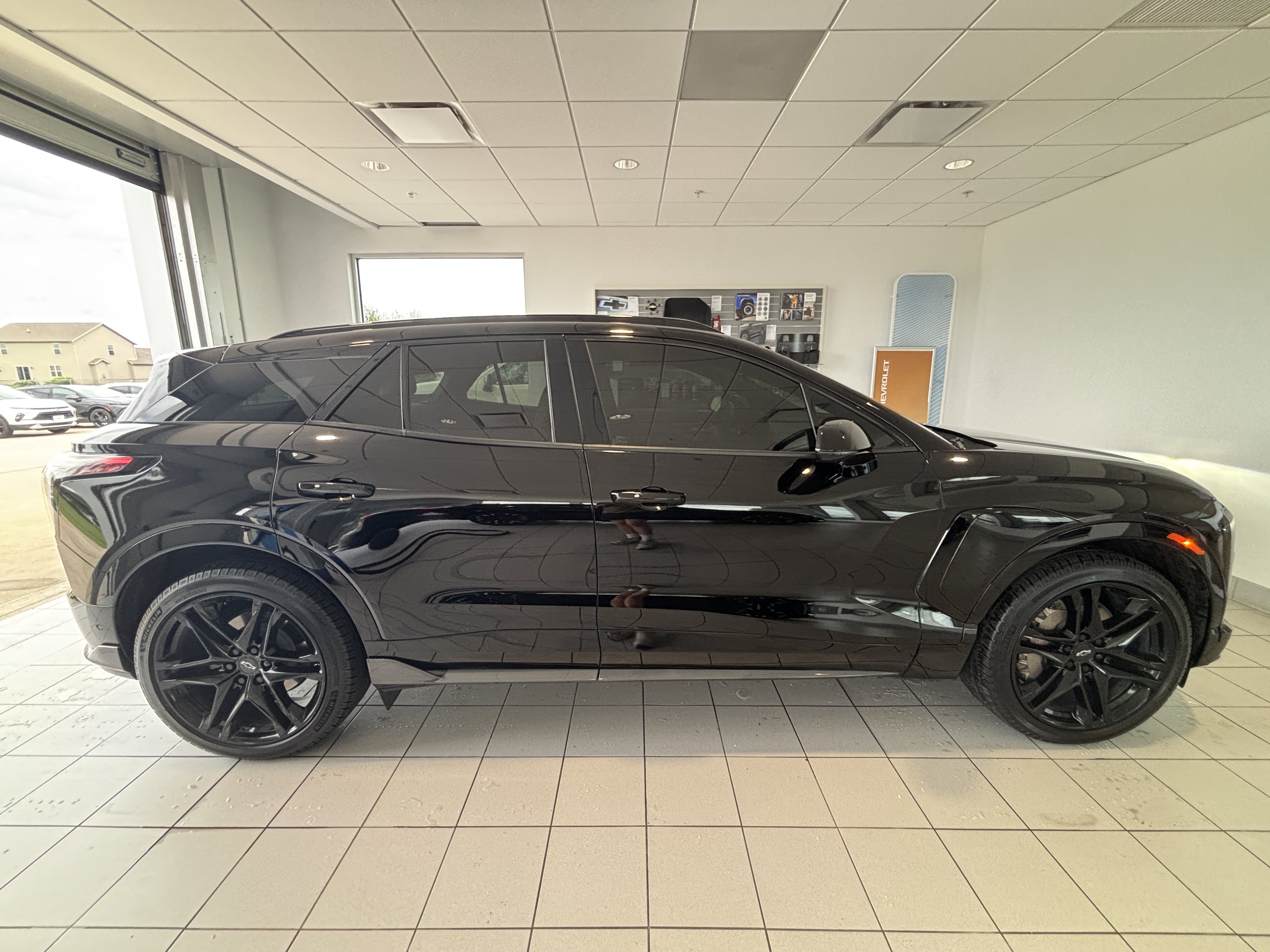 Used 2025 Chevrolet Blazer EV SS AWD/4WD image 6