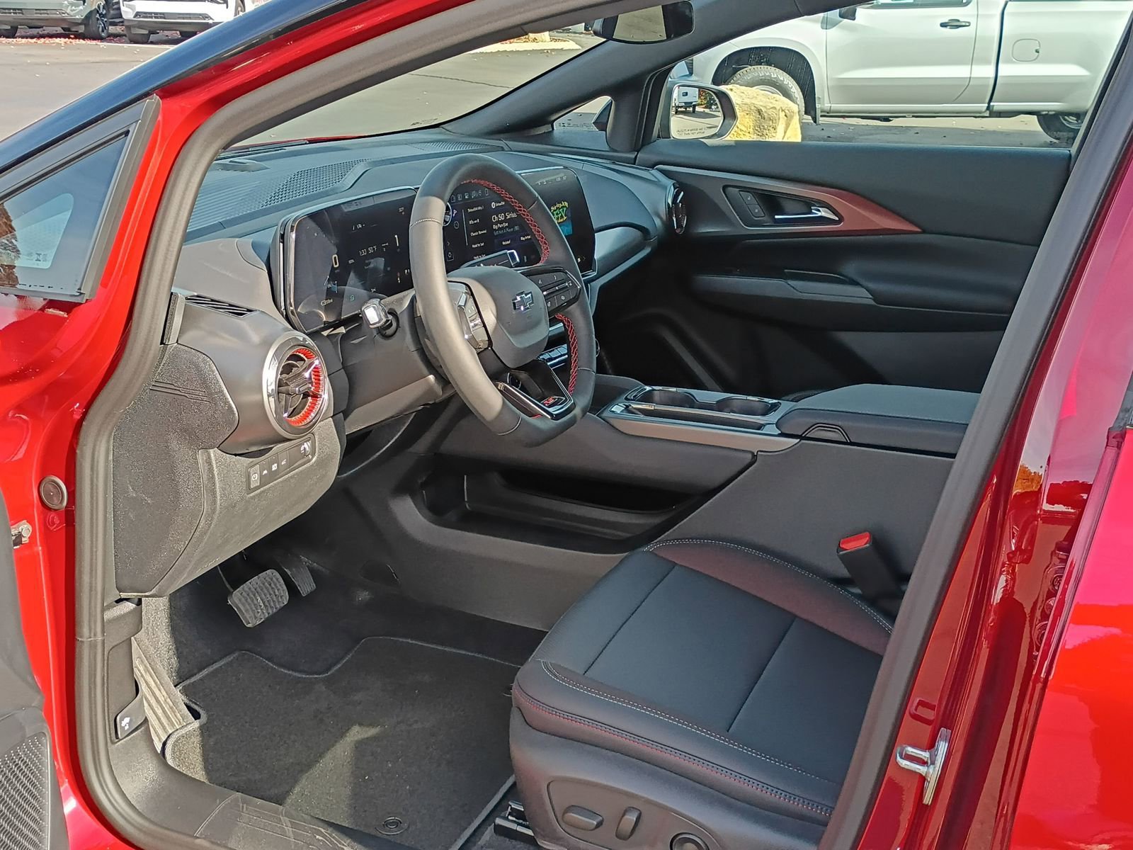 New 2026 Chevrolet Equinox EV RS image 31