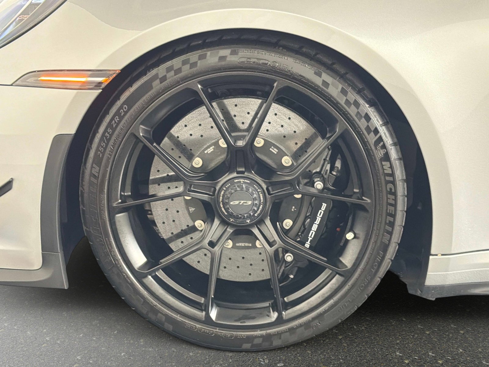 Used 2023 Porsche 911 GT3 image 12